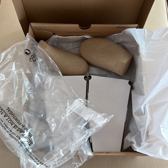 UGG Boot Box - Picture 8 of 10